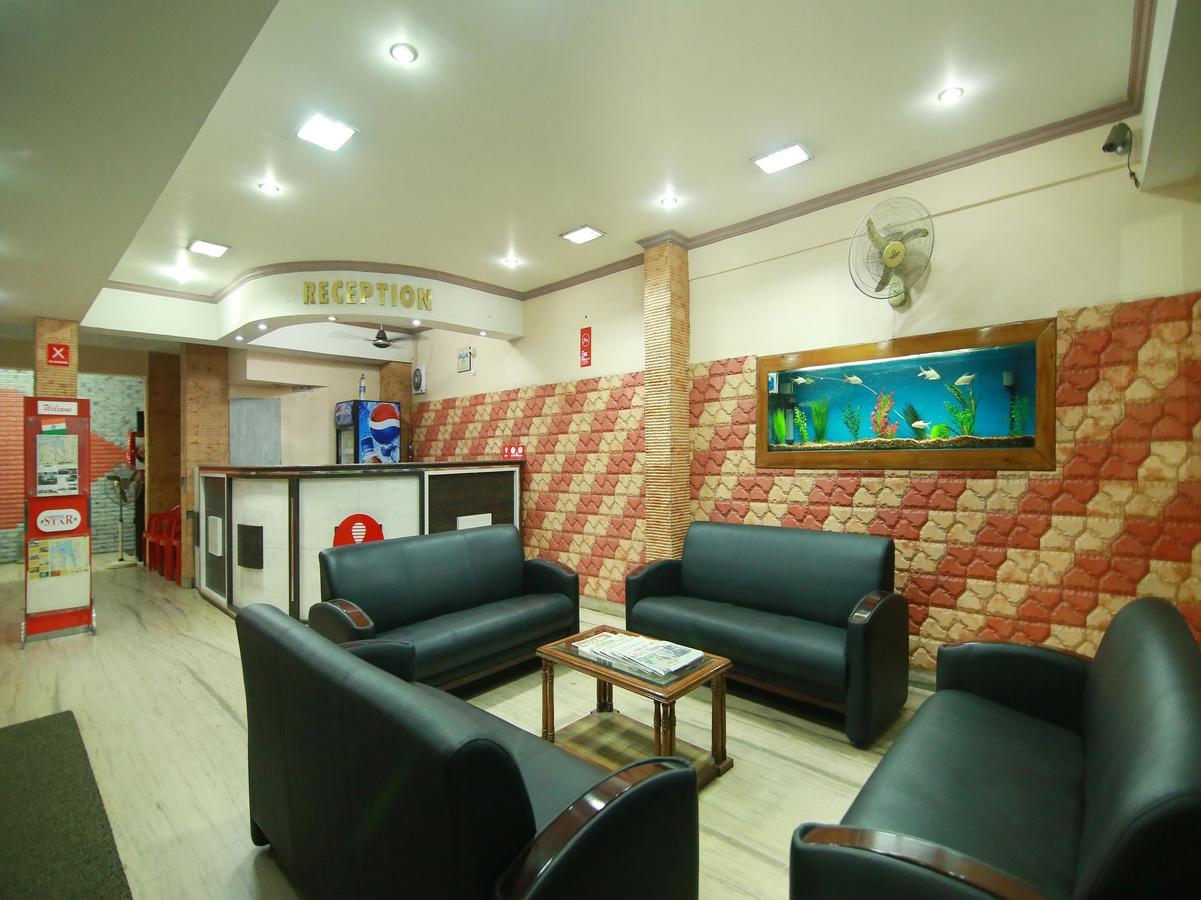 Oyo 4824 Hotel Star Kochi Eksteriør billede