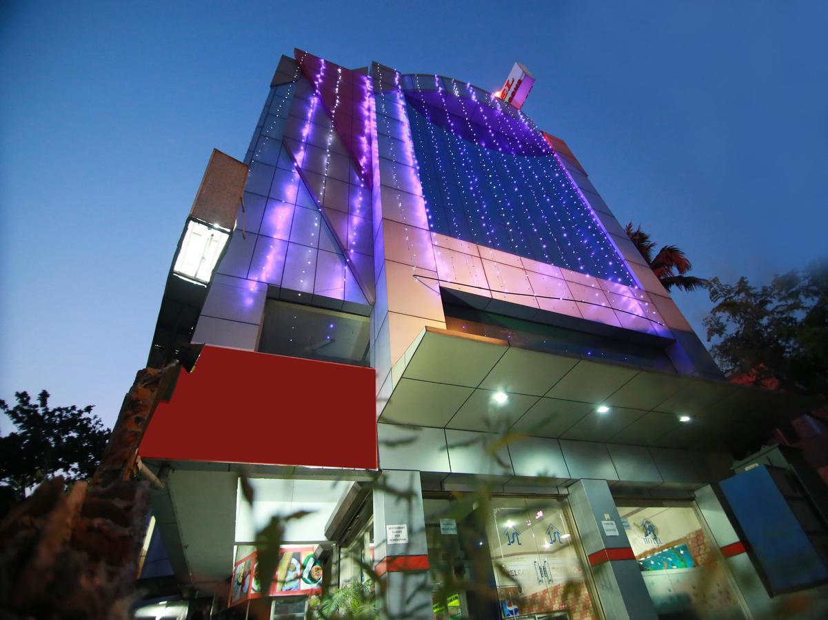 Oyo 4824 Hotel Star Kochi Eksteriør billede